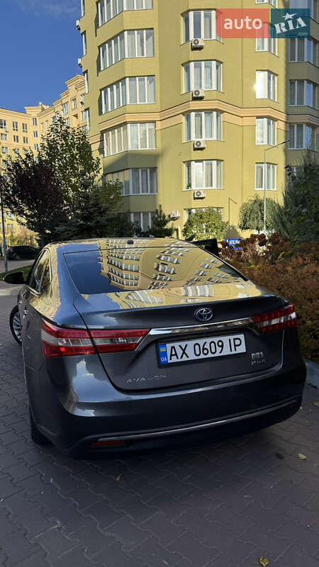 Седан Toyota Avalon 2013 в Киеве фото 5 Седан Toyota Avalon 2013 в Киеве