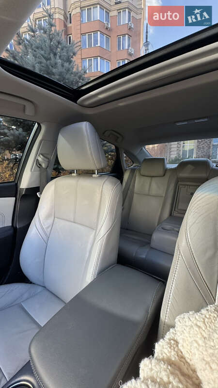 Седан Toyota Avalon 2013 в Киеве фото 18 Седан Toyota Avalon 2013 в Киеве