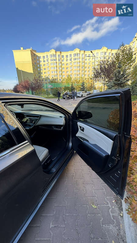 Седан Toyota Avalon 2013 в Киеве фото 26 Седан Toyota Avalon 2013 в Киеве