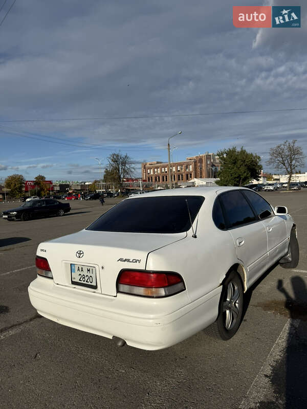 Седан Toyota Avalon 1996 в Киеве фото 5 Седан Toyota Avalon 1996 в Киеве