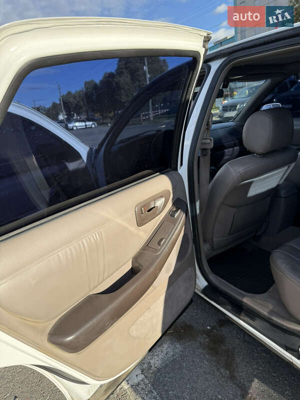 Седан Toyota Avalon 1996 в Киеве фото 10 Седан Toyota Avalon 1996 в Киеве