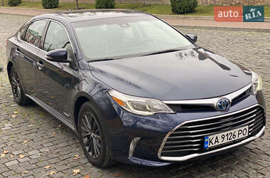 Седан Toyota Avalon 2017 в Киеве