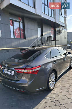 Седан Toyota Avalon 2015 в Луцке
