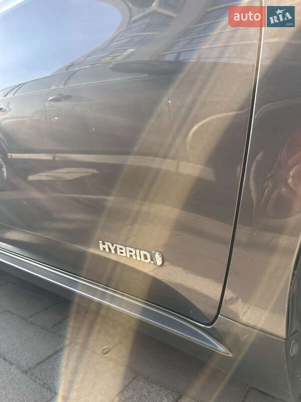 Седан Toyota Avalon 2015 в Луцке