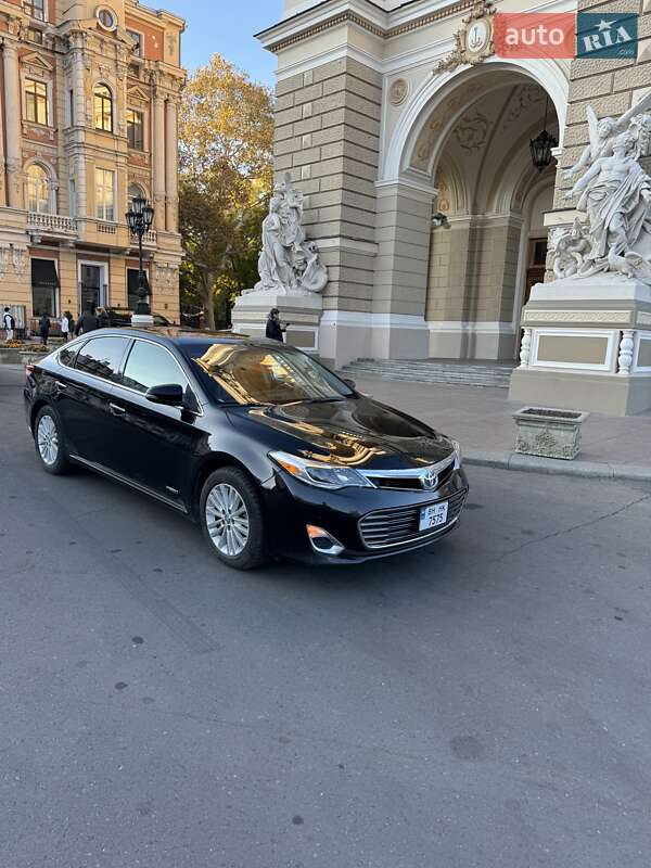 Седан Toyota Avalon 2014 в Одессе