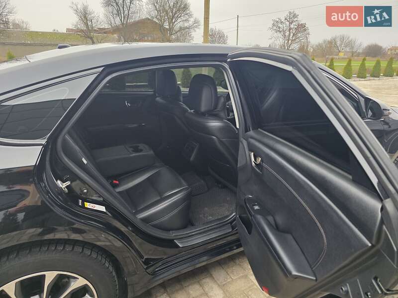 Седан Toyota Avalon 2017 в Криничках