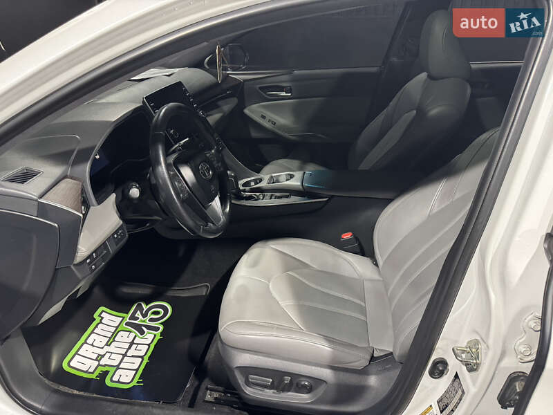 Седан Toyota Avalon 2018 в Одесі