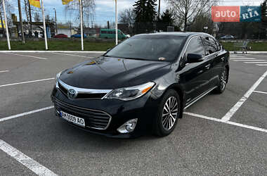 Седан Toyota Avalon 2015 в Житомирі