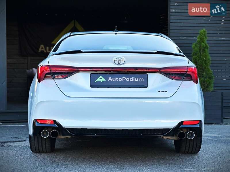 Седан Toyota Avalon 2018 в Києві фото 14 Седан Toyota Avalon 2018 в Києві