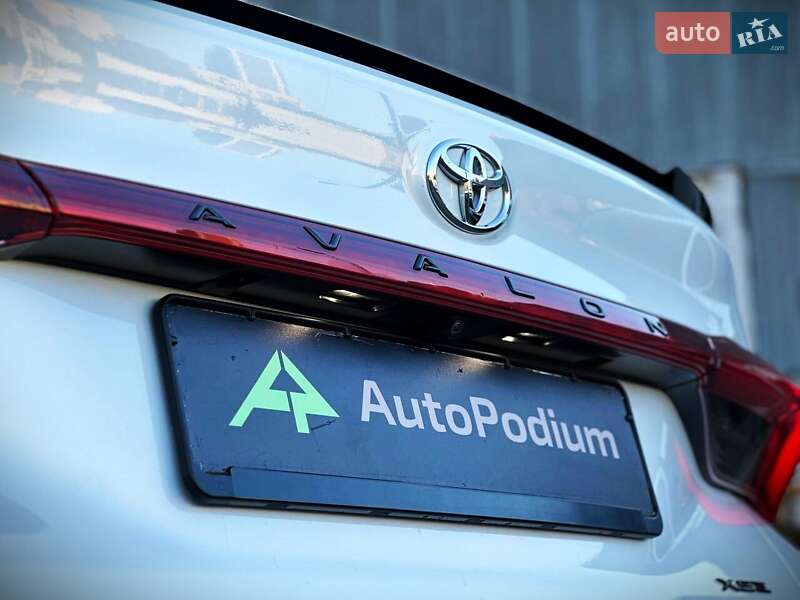 Седан Toyota Avalon 2018 в Києві фото 19 Седан Toyota Avalon 2018 в Києві