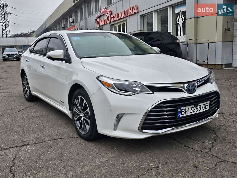 Седан Toyota Avalon 2017 в Одесі