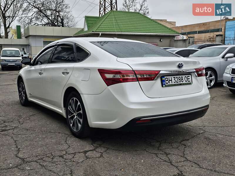 Седан Toyota Avalon 2017 в Одесі