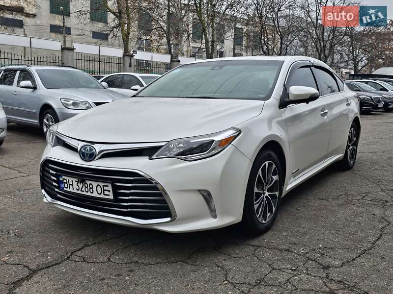 Седан Toyota Avalon 2017 в Одесі