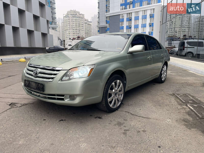 Седан Toyota Avalon 2006 в Одесі