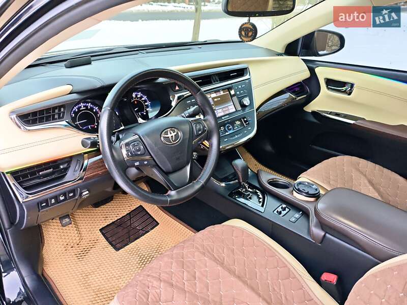Седан Toyota Avalon 2013 в Запорожье