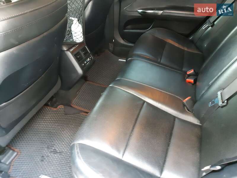 Седан Toyota Avalon 2013 в Киеве