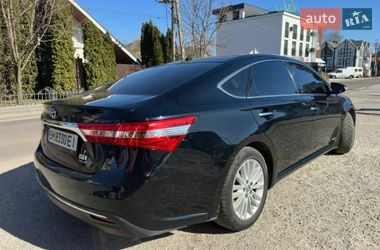 Седан Toyota Avalon 2014 в Киеве