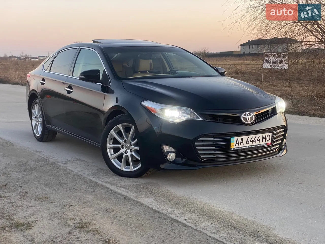 2013 Toyota Avalon - мініатюра 17