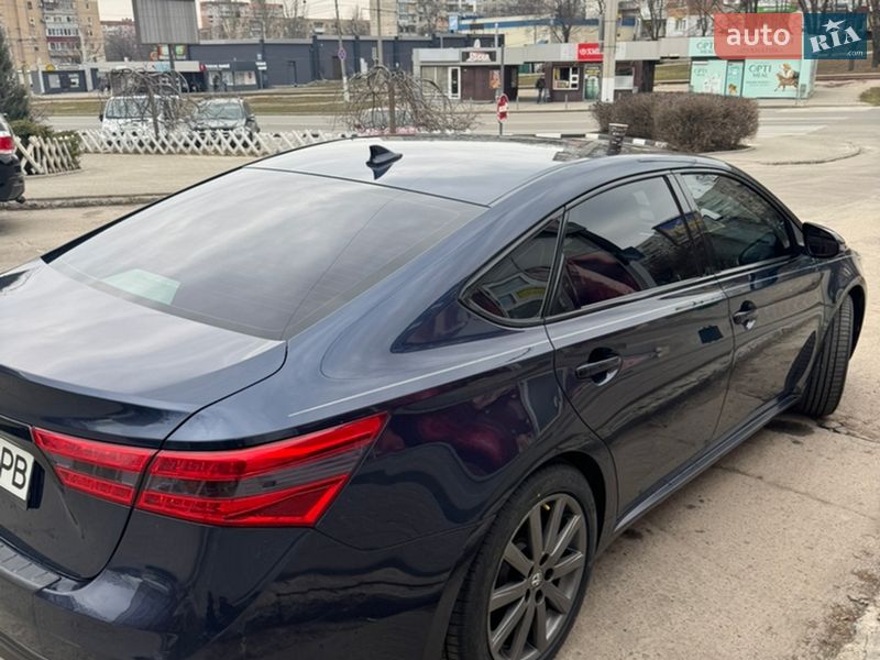 Седан Toyota Avalon 2014 в Харькове