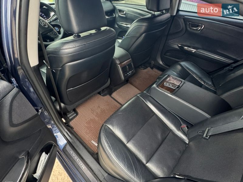 Седан Toyota Avalon 2014 в Харькове