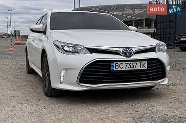 Седан Toyota Avalon 2014 в Львове