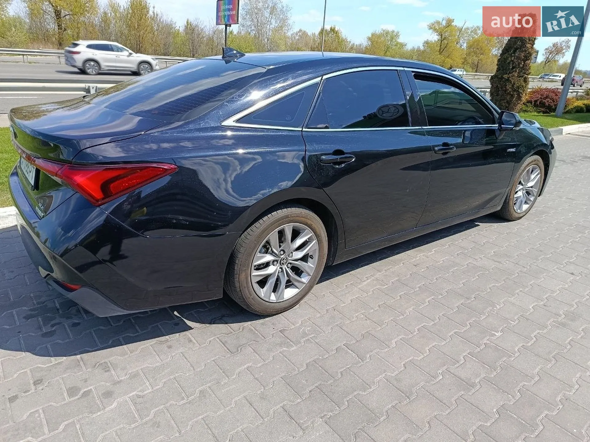 2020 Toyota Avalon - мініатюра 3