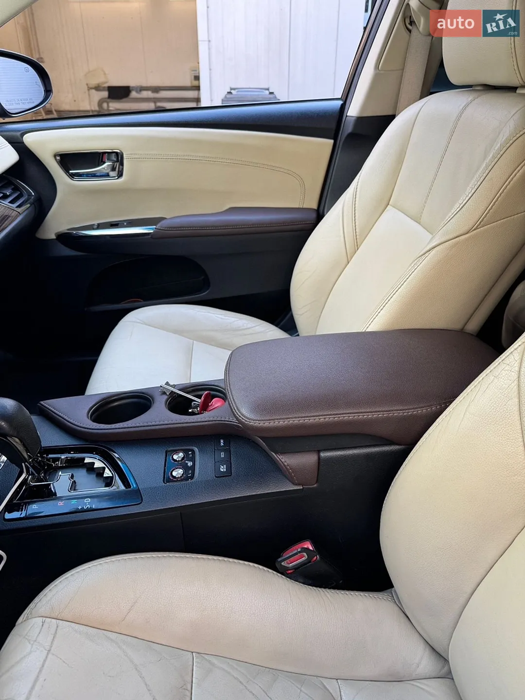2013 Toyota Avalon - мініатюра 4