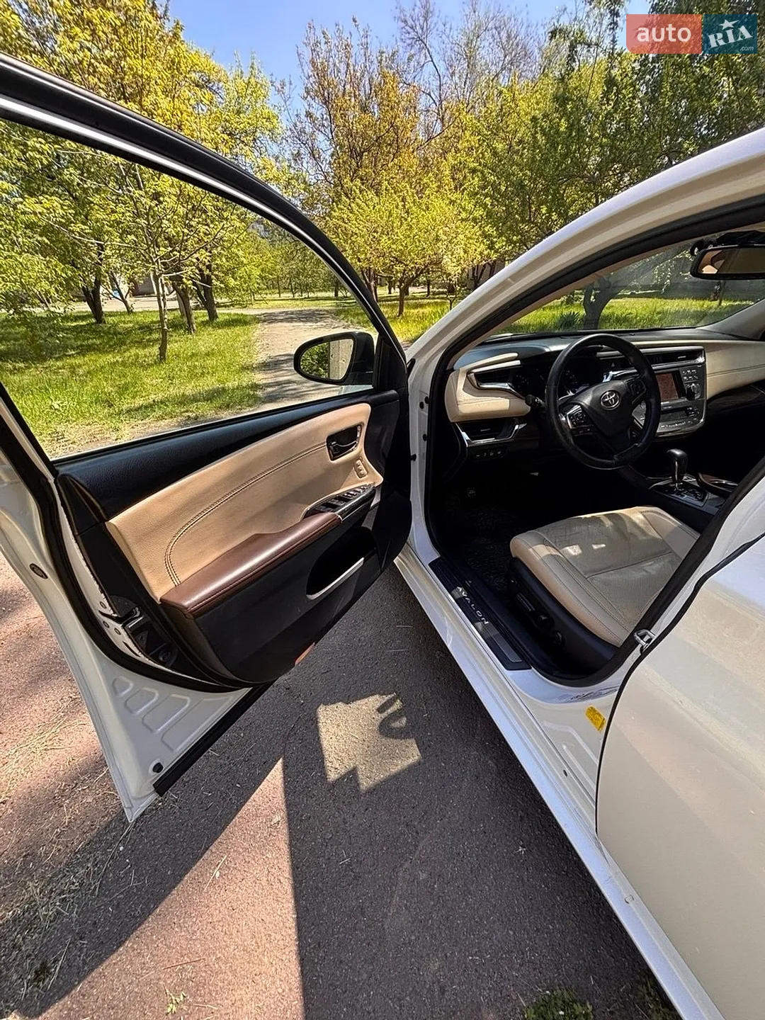 2012 Toyota Avalon - мініатюра 12