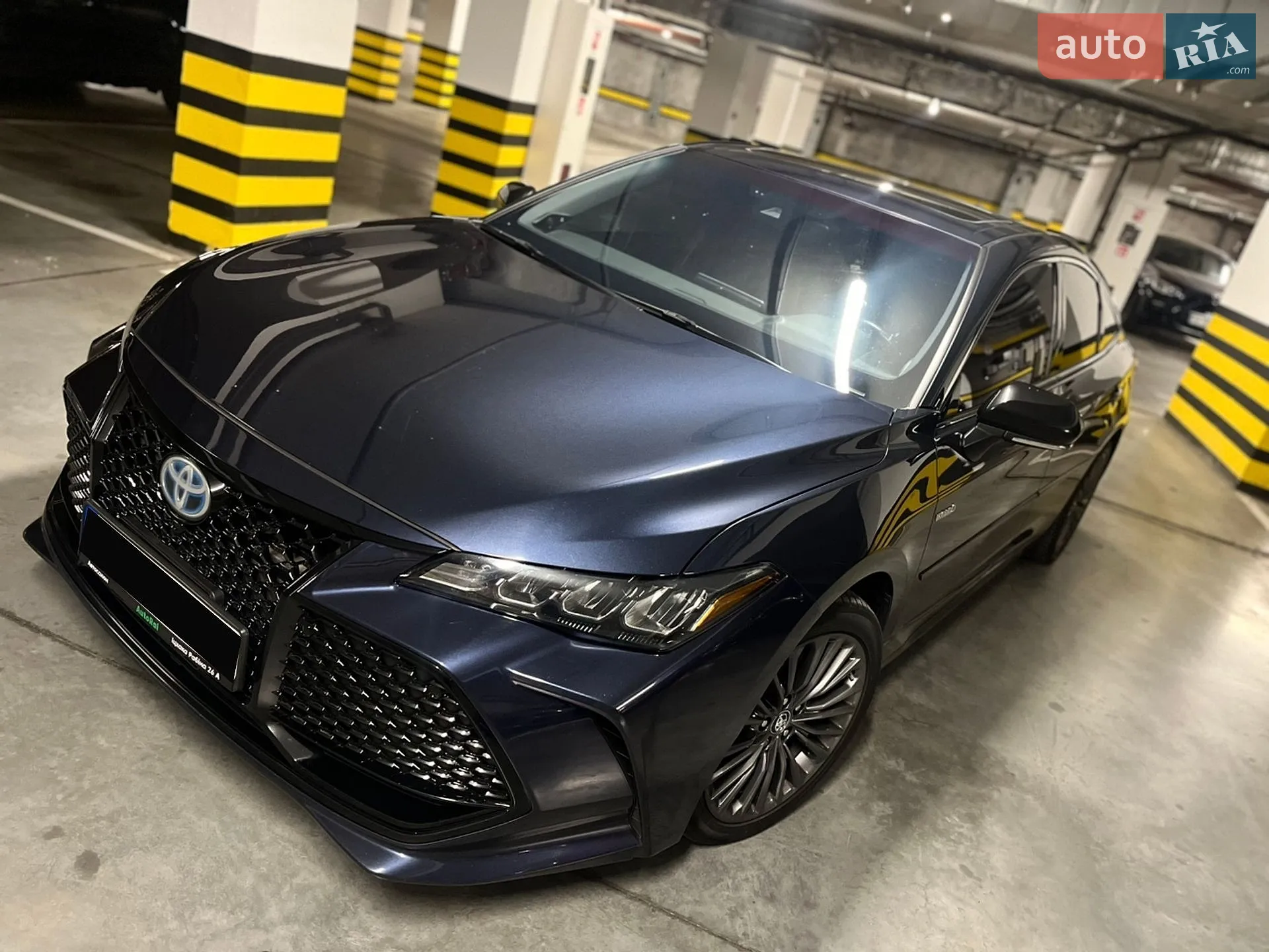 2018 Toyota Avalon - мініатюра 11