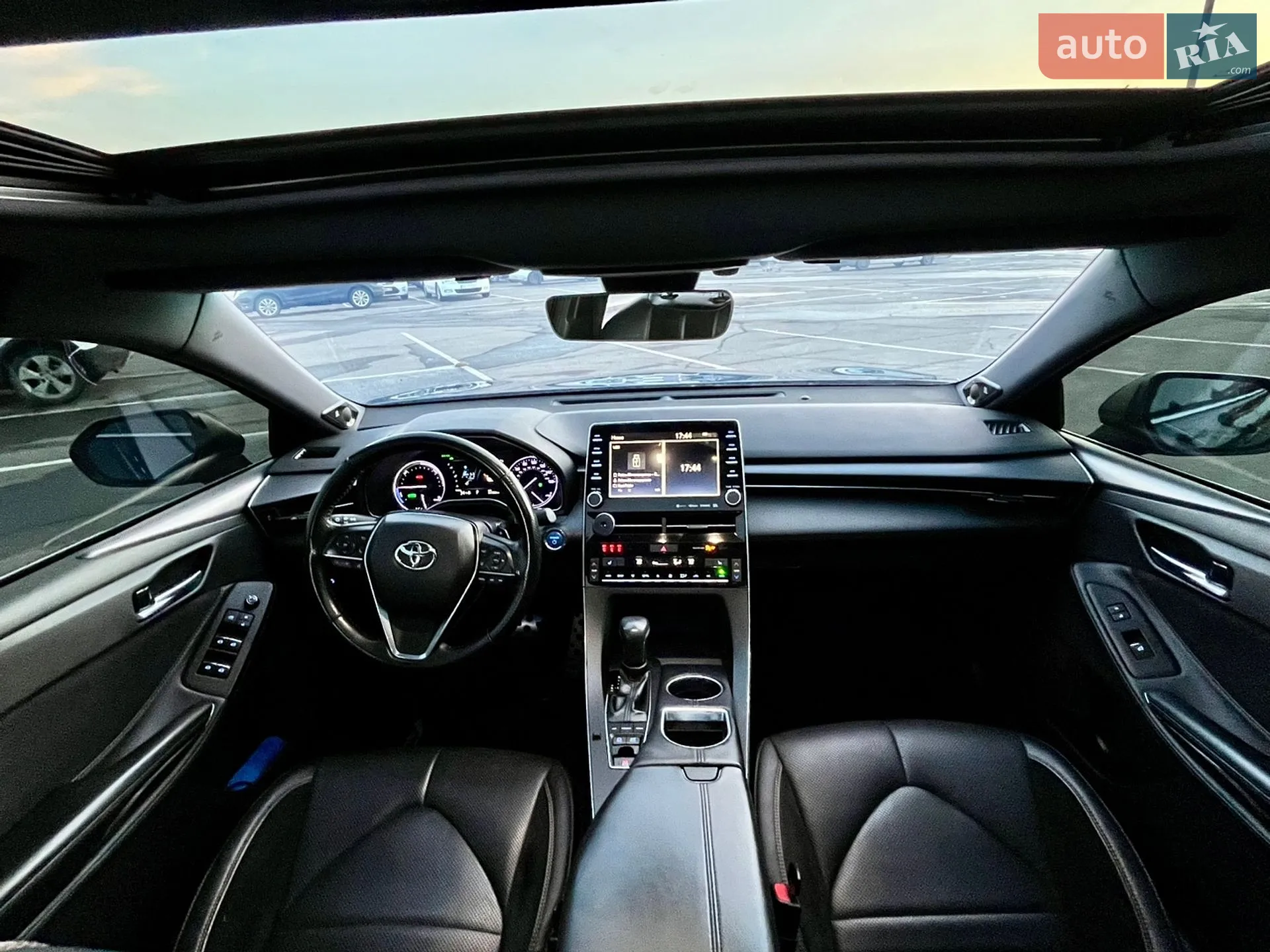 2018 Toyota Avalon - мініатюра 19
