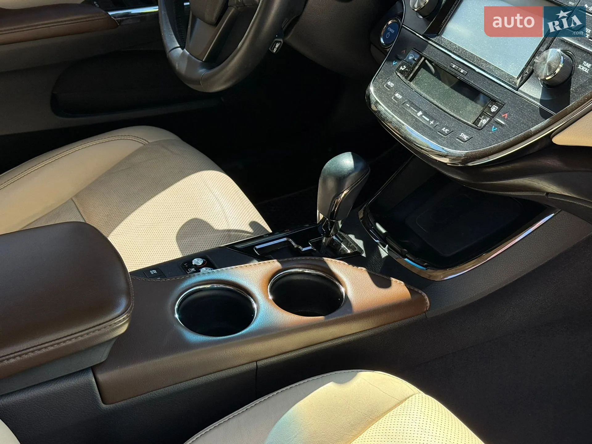 2016 Toyota Avalon - мініатюра 7