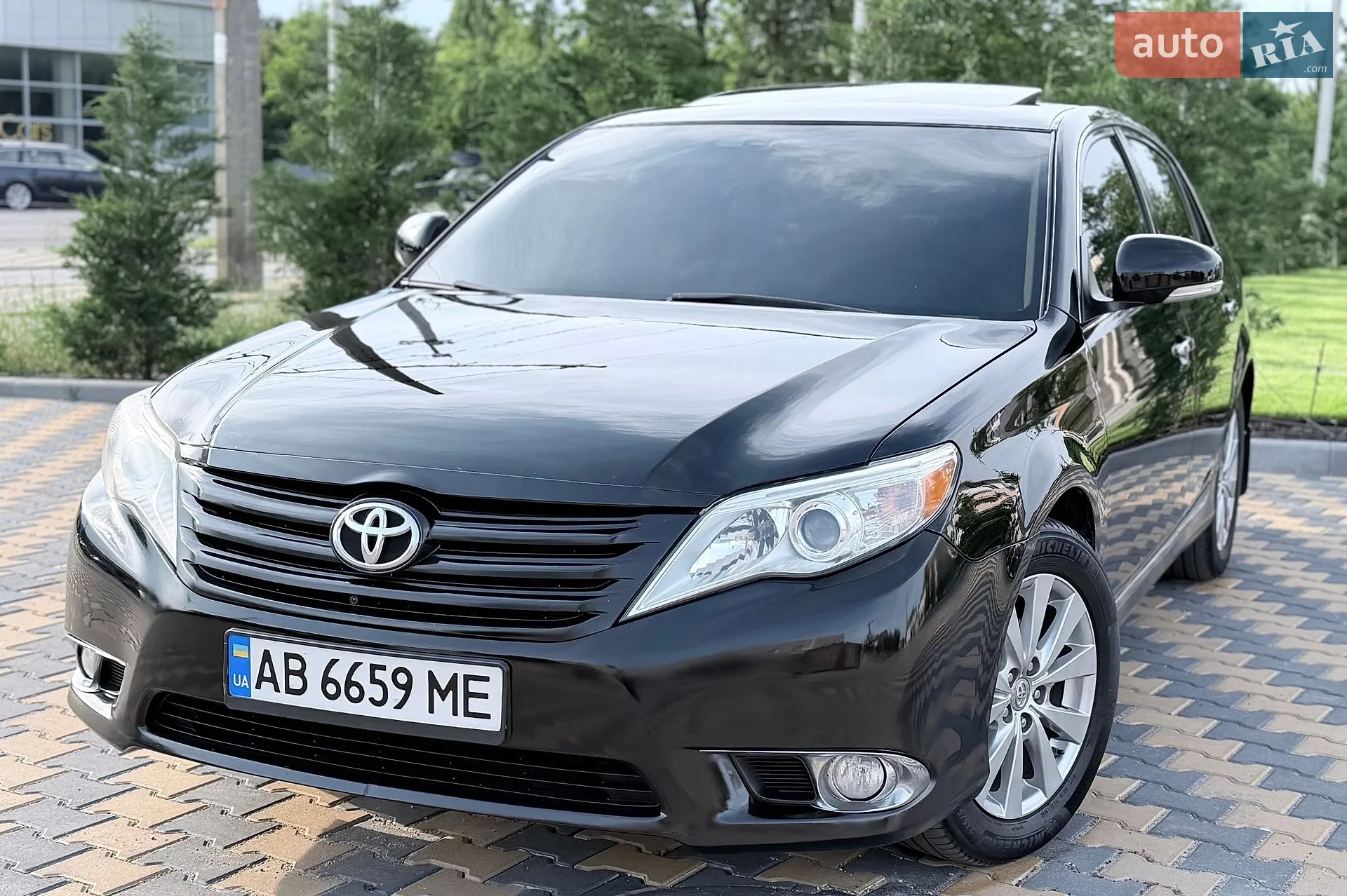 2010 Toyota Avalon - мініатюра 2