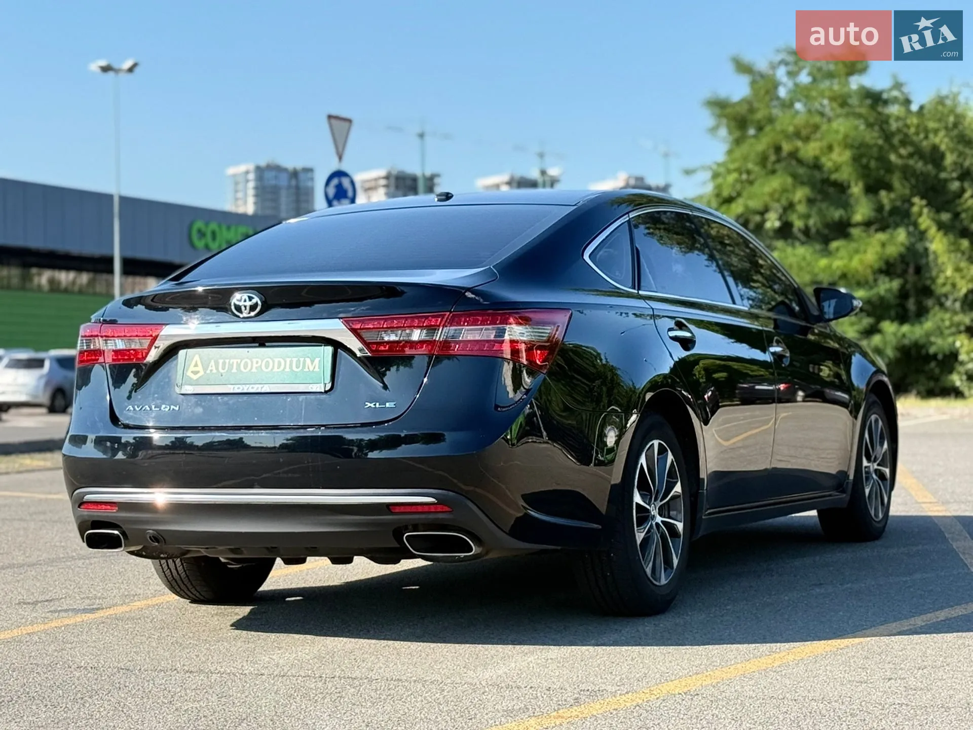 2015 Toyota Avalon - мініатюра 8