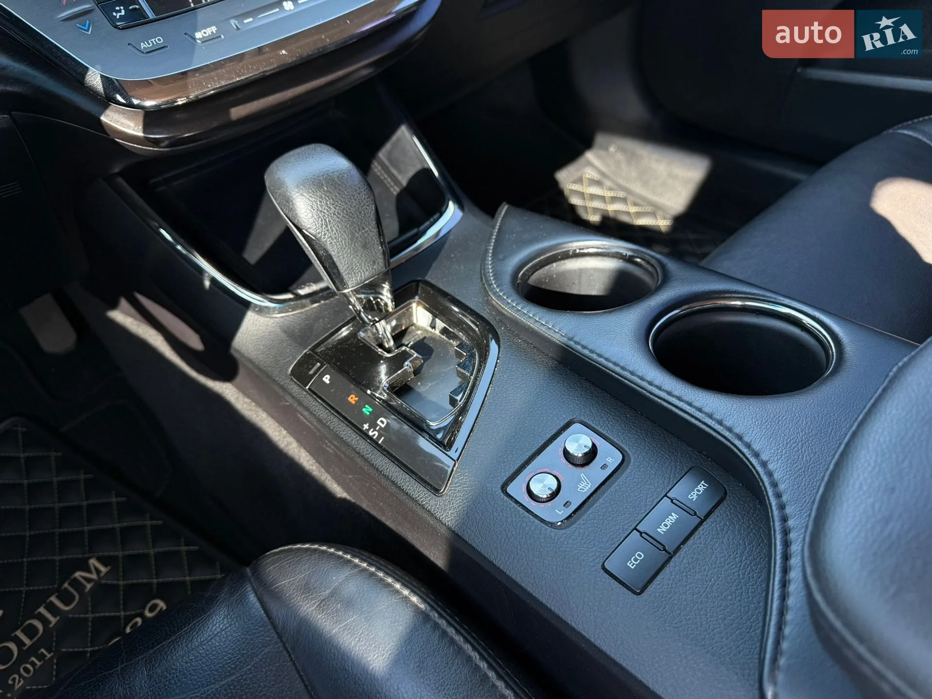 2015 Toyota Avalon - мініатюра 18