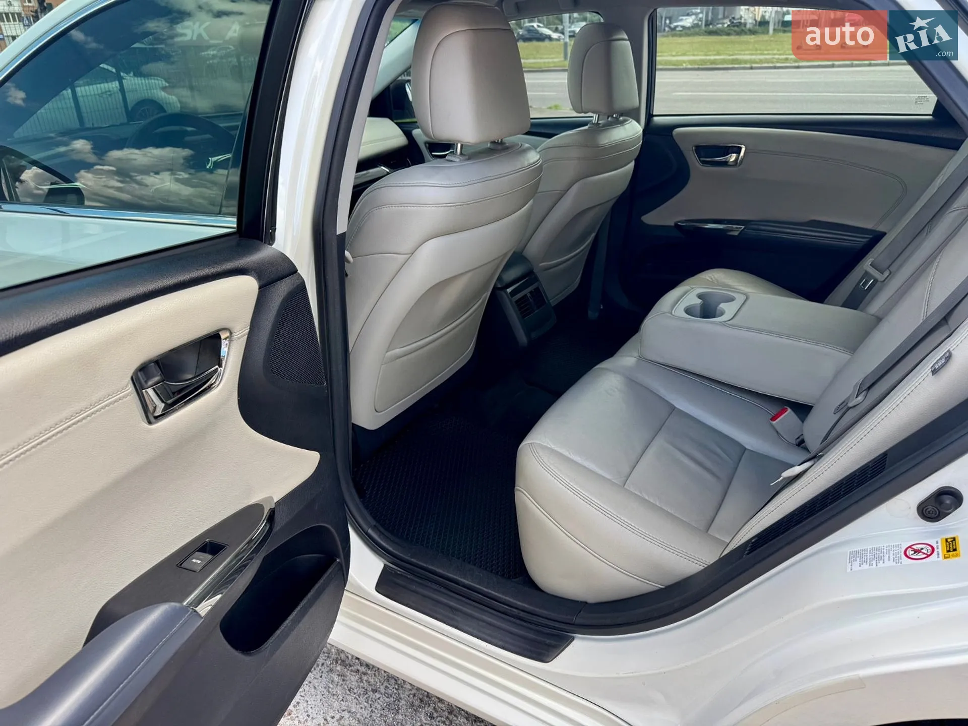 2013 Toyota Avalon - мініатюра 38