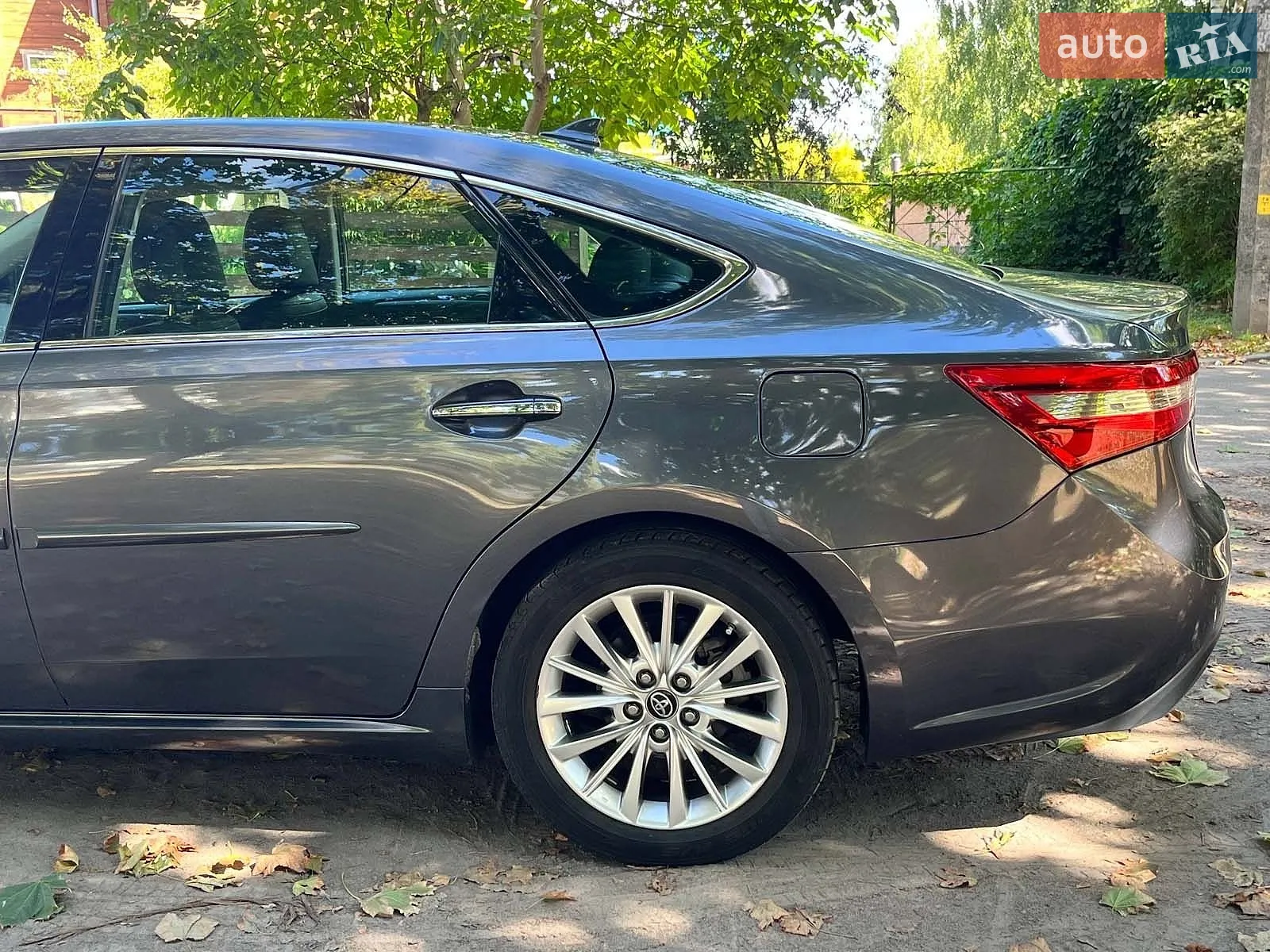 2018 Toyota Avalon - мініатюра 11