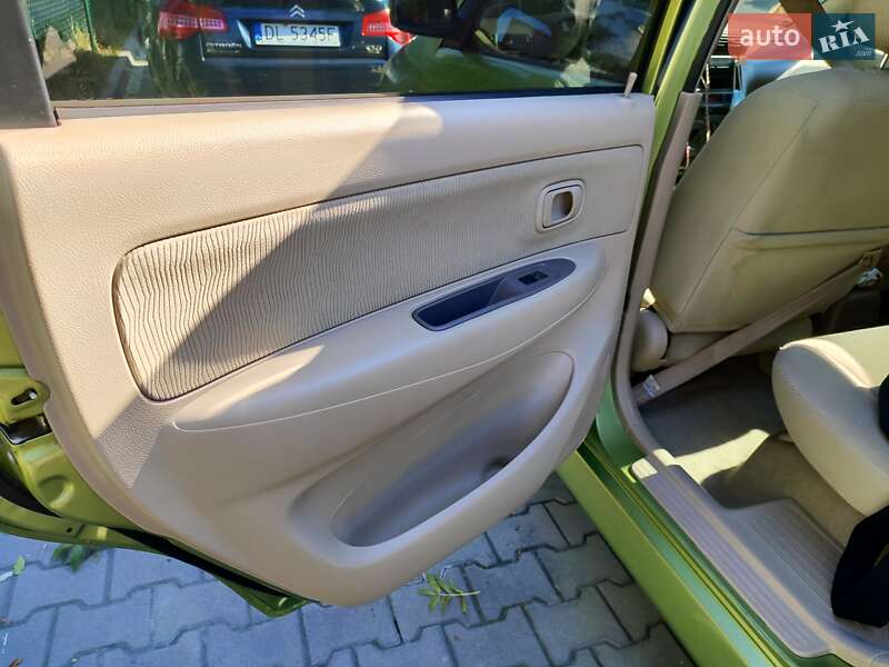Мінівен Toyota Avanza 2006 в Одесі фото 8 Мінівен Toyota Avanza 2006 в Одесі
