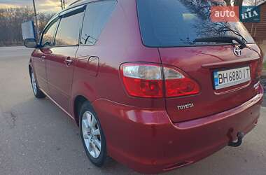 Минивэн Toyota Avensis Verso 2004 в Одессе