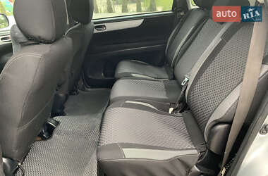 Мінівен Toyota Avensis Verso 2004 в 