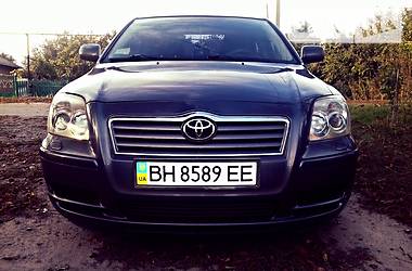 Седан Toyota Avensis 2003 в Ананьеве