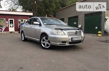 Седан Toyota Avensis 2004 в Измаиле