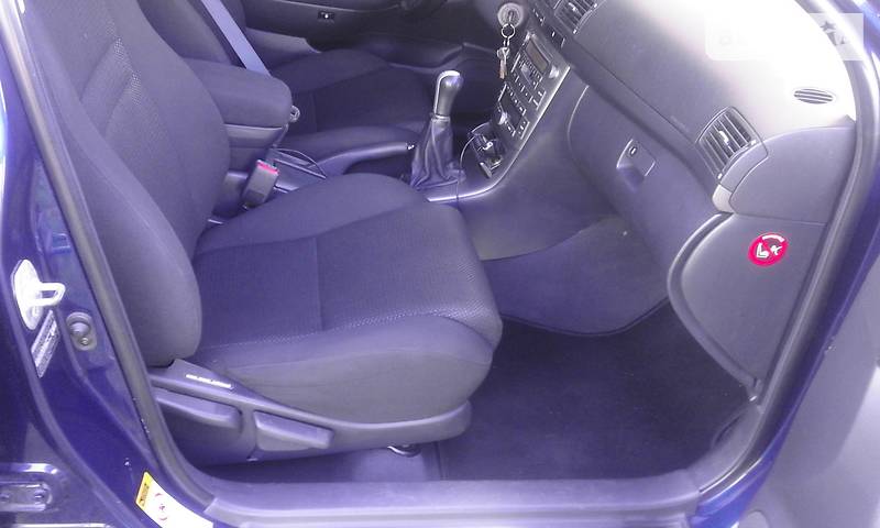 Седан Toyota Avensis 2004 в Летичеве фото 4 Седан Toyota Avensis 2004 в Летичеве