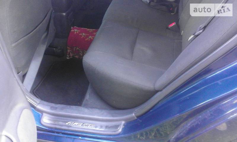 Седан Toyota Avensis 2004 в Летичеве фото 12 Седан Toyota Avensis 2004 в Летичеве