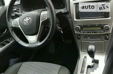 Универсал Toyota Avensis 2011 в Коломые