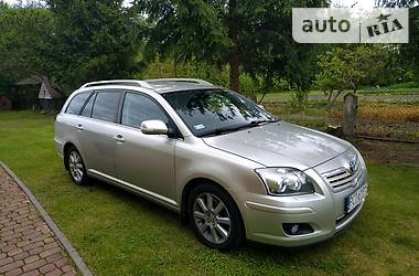 Універсал Toyota Avensis 2008 в Луцьку