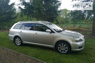 Універсал Toyota Avensis 2008 в Луцьку