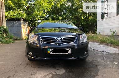 Седан Toyota Avensis 2011 в Києві