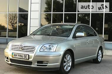 Седан Toyota Avensis 2003 в 