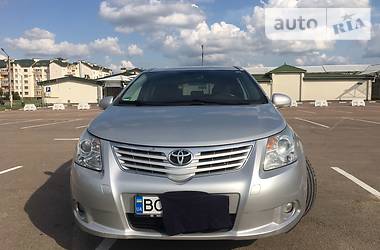 Універсал Toyota Avensis 2010 в 