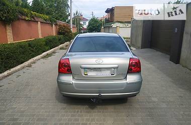 Седан Toyota Avensis 2006 в Одессе